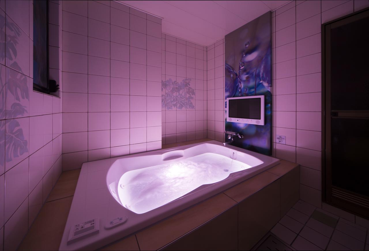 Hotel Plant Garden Resort (Adults Only) Toyokawa Exteriör bild