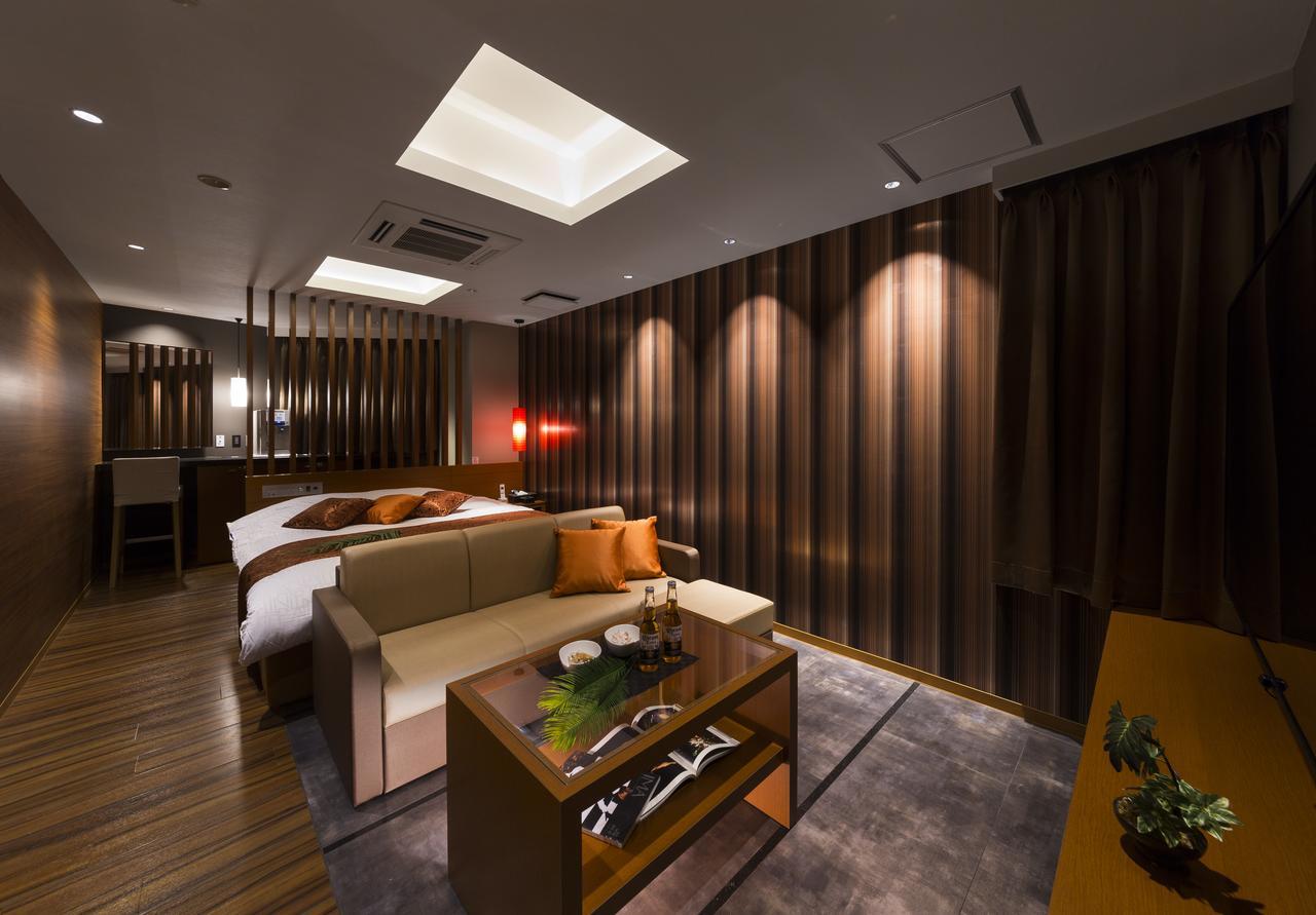 Hotel Plant Garden Resort (Adults Only) Toyokawa Exteriör bild