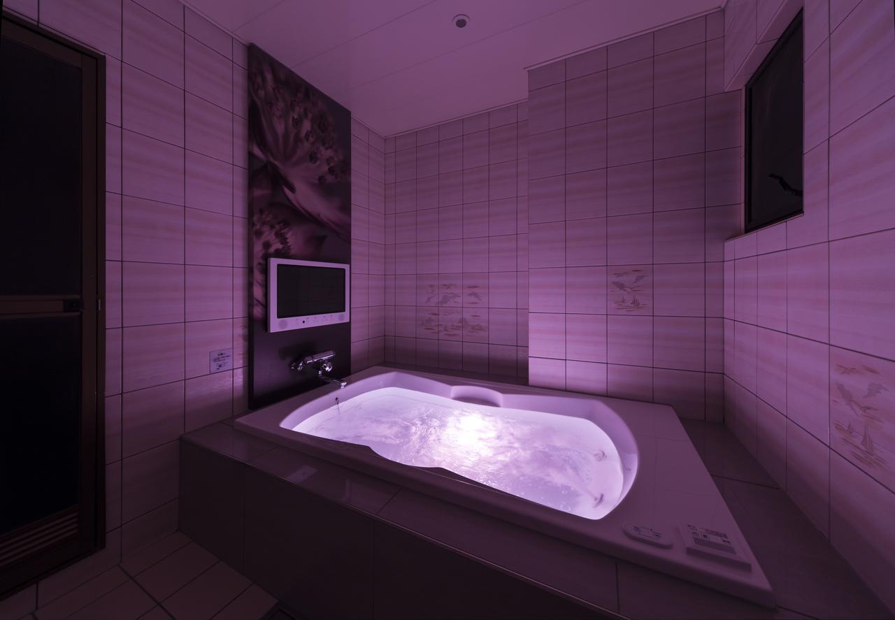 Hotel Plant Garden Resort (Adults Only) Toyokawa Exteriör bild
