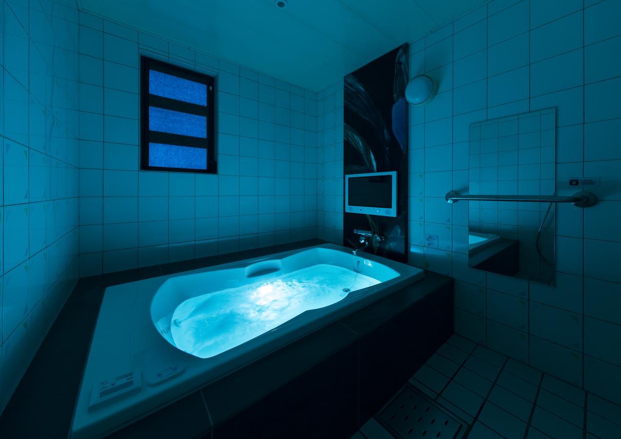 Hotel Plant Garden Resort (Adults Only) Toyokawa Exteriör bild