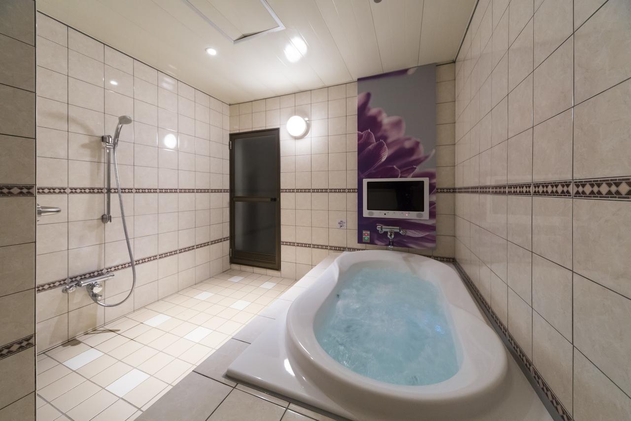 Hotel Plant Garden Resort (Adults Only) Toyokawa Exteriör bild
